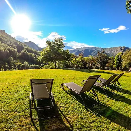 ホテル Rural El Pandal