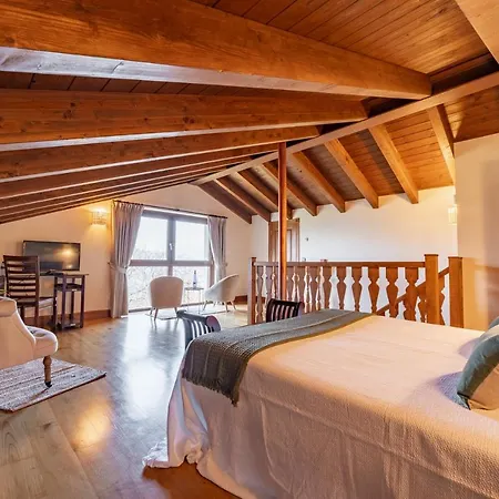 ホテル Rural El Pandal